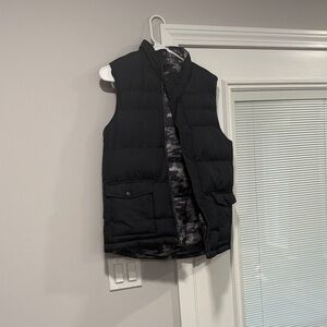 Men's Black Puffer Vest